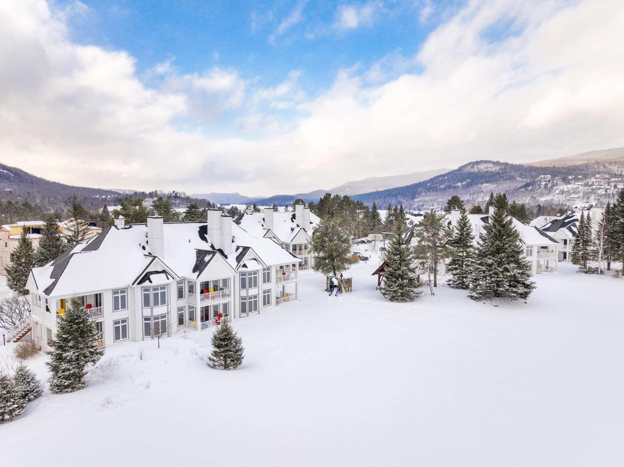Hilton Grand Vacations Club Tremblant Canada Mont-Tremblant Extérieur photo