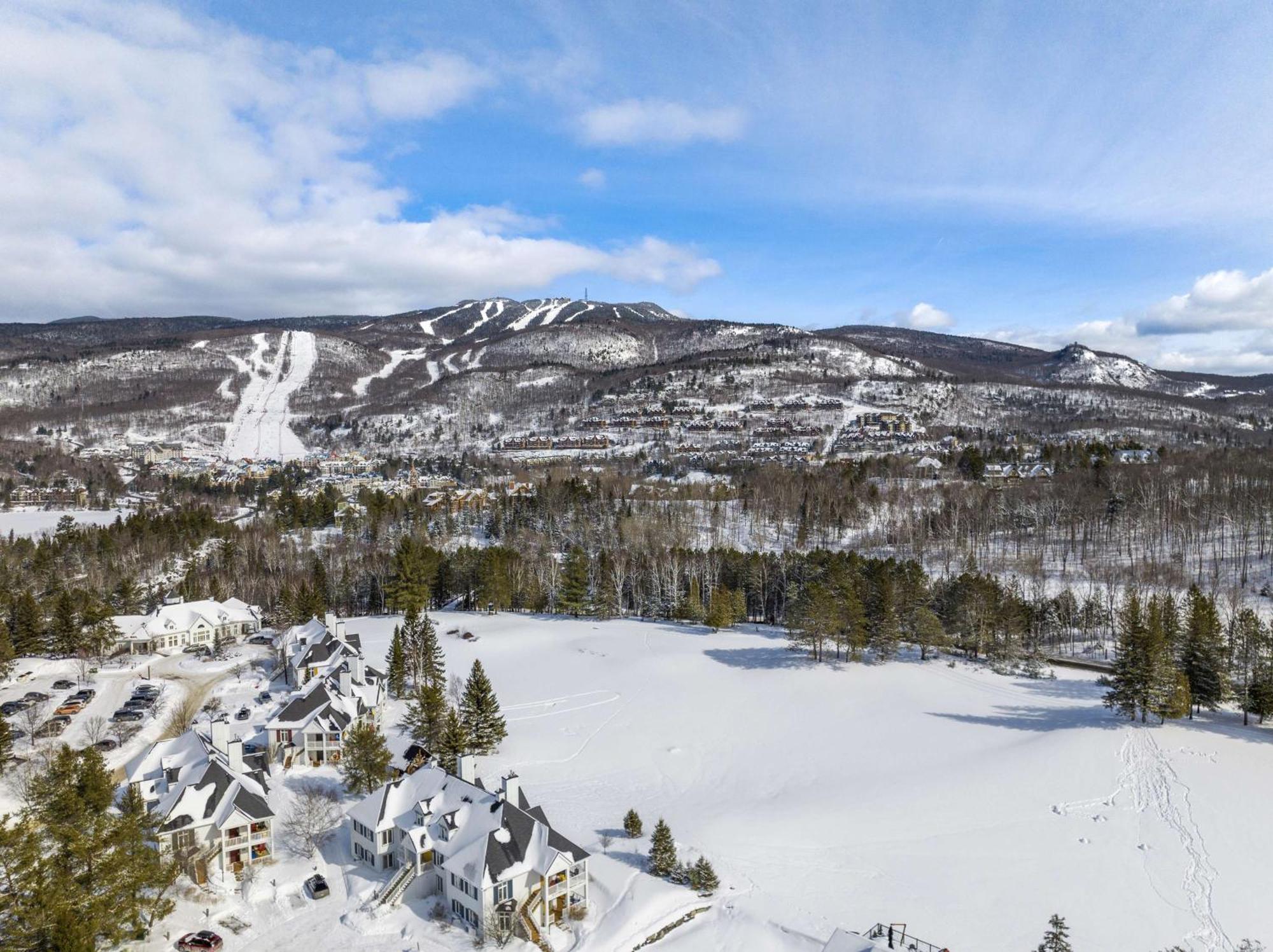 Hilton Grand Vacations Club Tremblant Canada Mont-Tremblant Extérieur photo